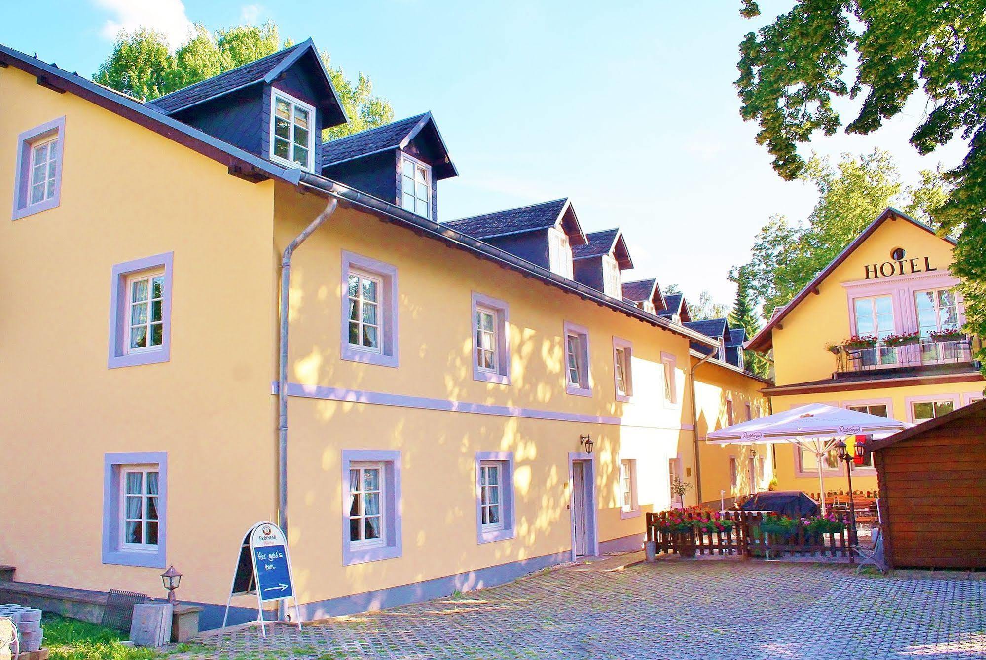Hotel Alttolkewitzer Hof Dresda Exterior foto